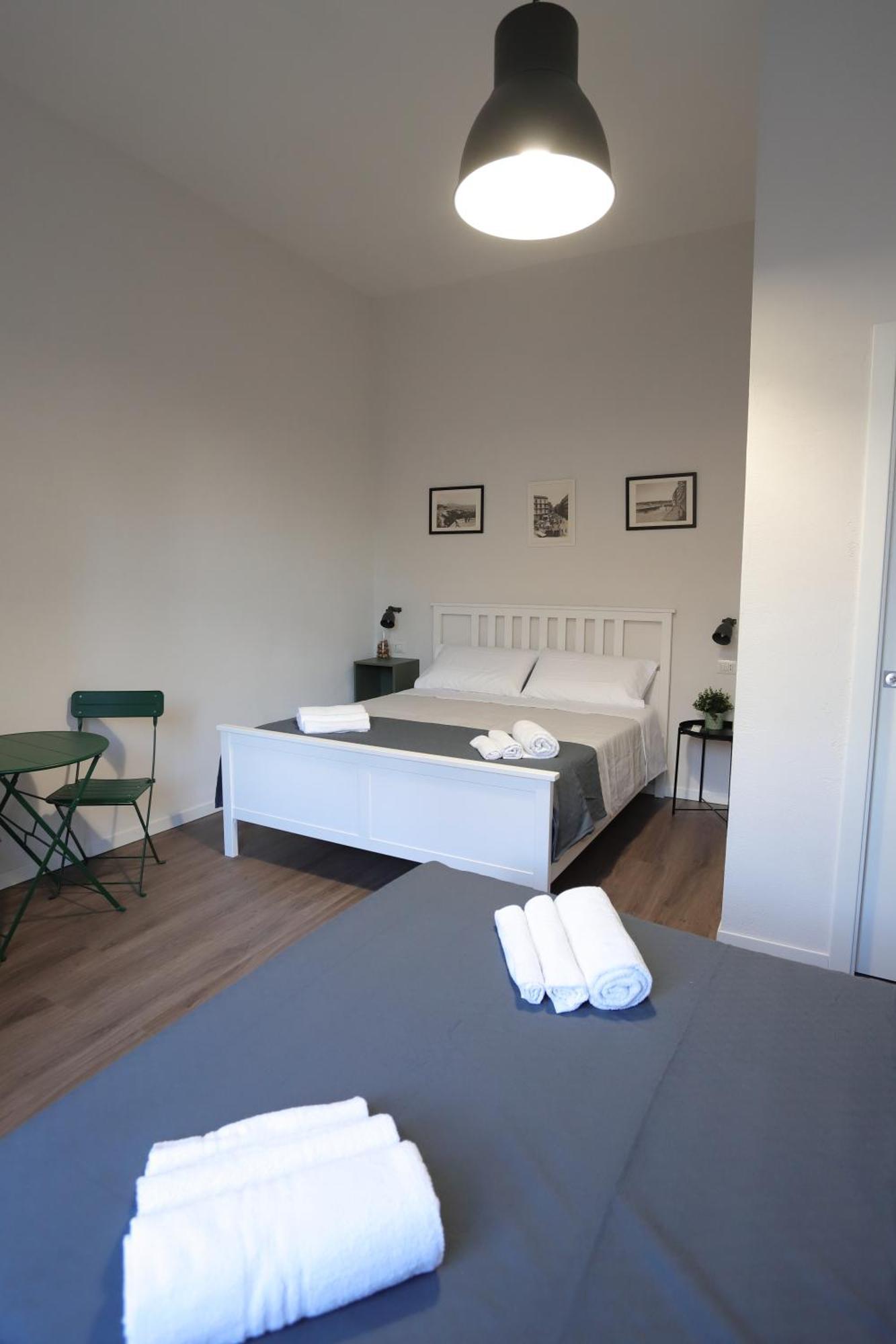 Tammurriata Nera Bedroom Neapel Exterior foto
